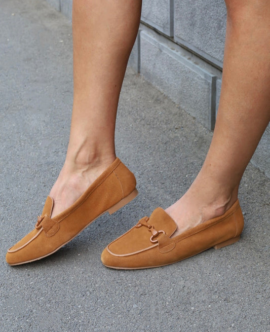 Chic Camel - colored Suede Horsebit Loafers - WOOLX