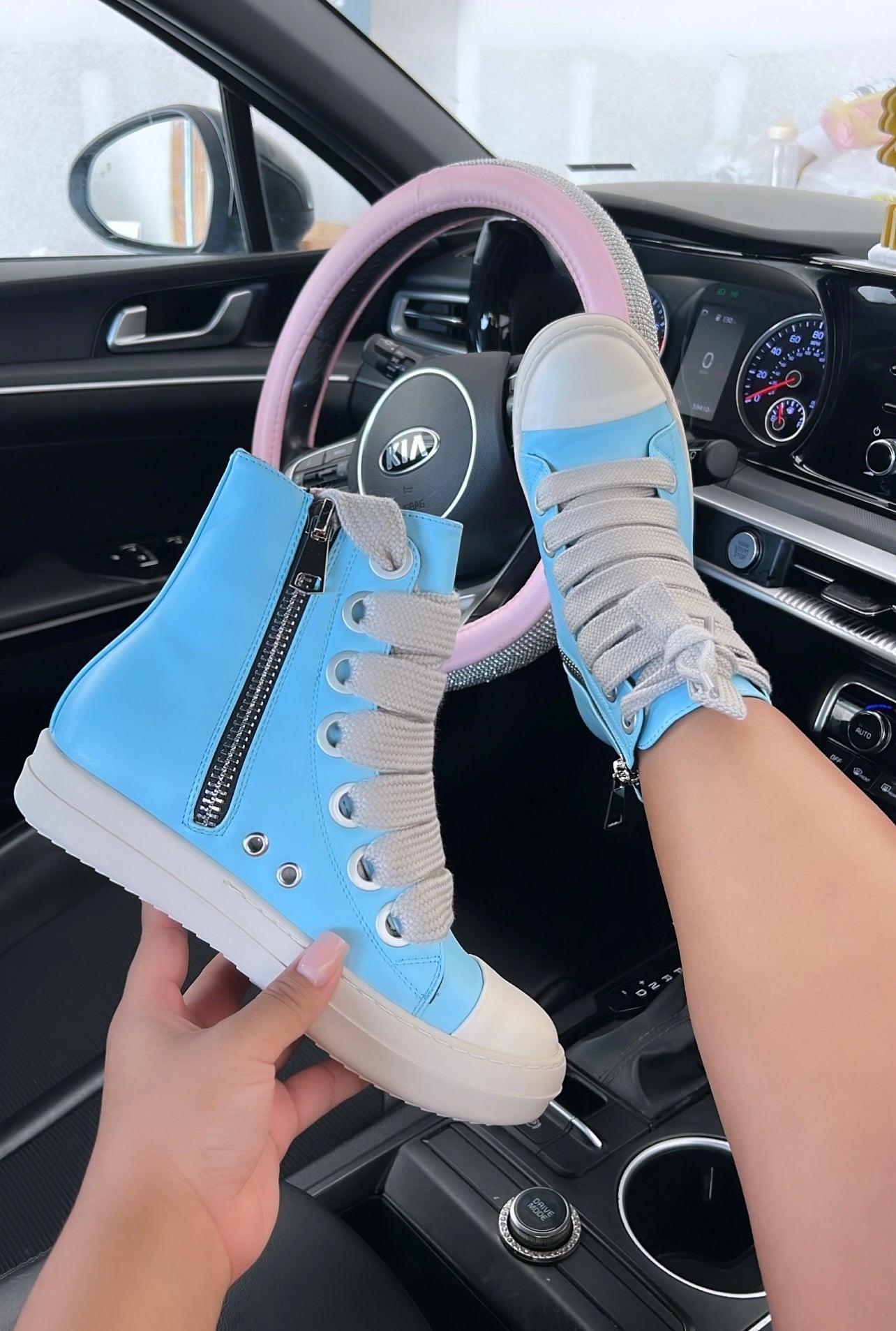 Thick Laced Boots - WOOLX