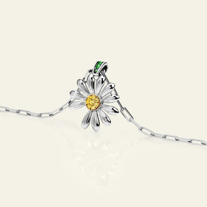 Silver Daisy Pendant Necklace With Colored Gemstones - WOOLX